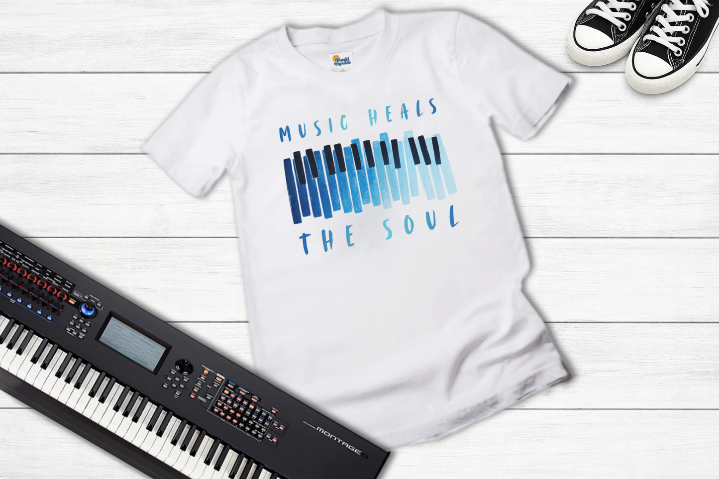 Music Heals the Soul – Minimalist Piano Keys T-Shirt