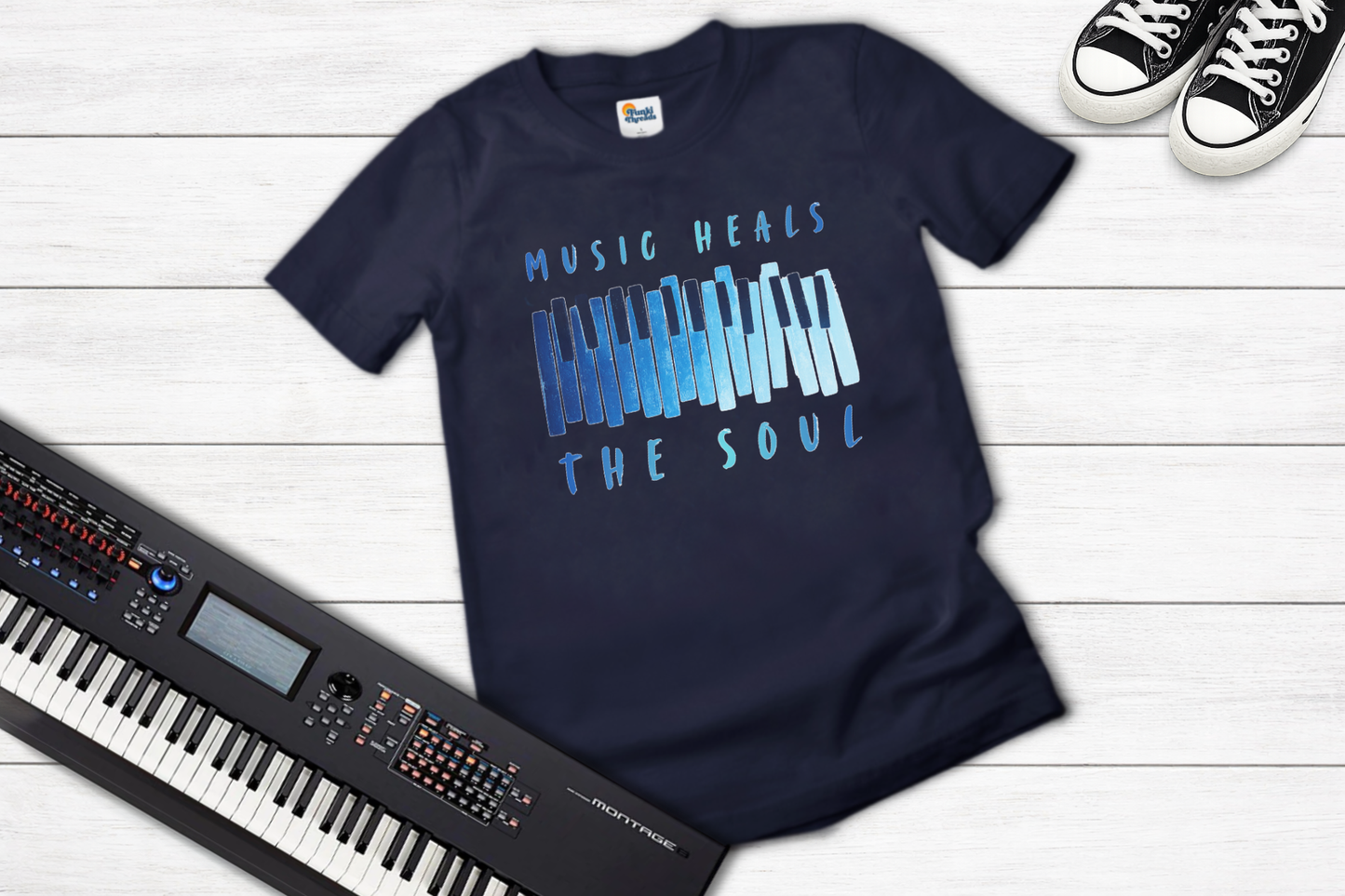 Music Heals the Soul – Minimalist Piano Keys T-Shirt