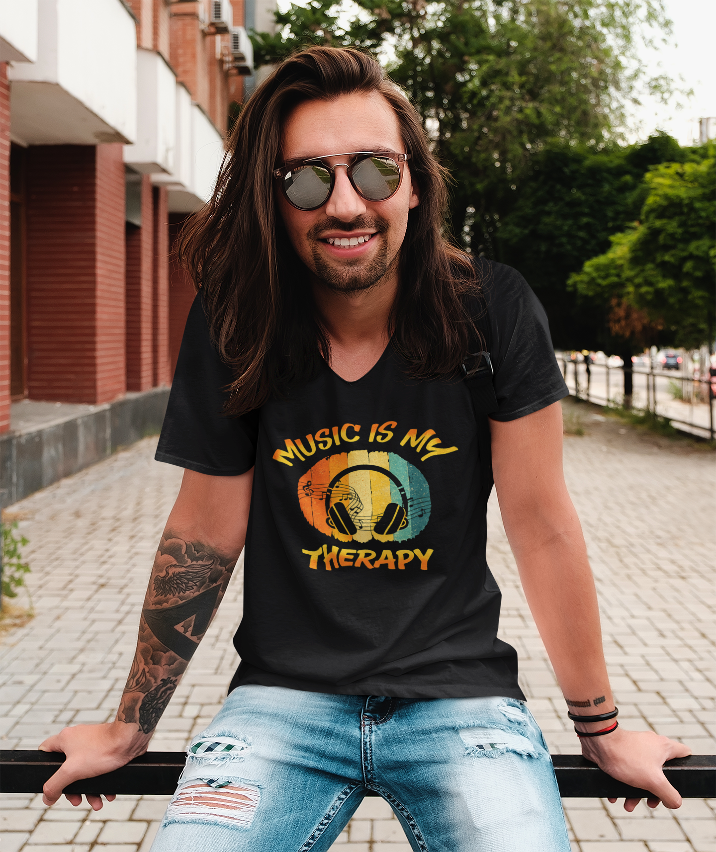 Music Is My Therapy – Retro Sunset – V-Neck